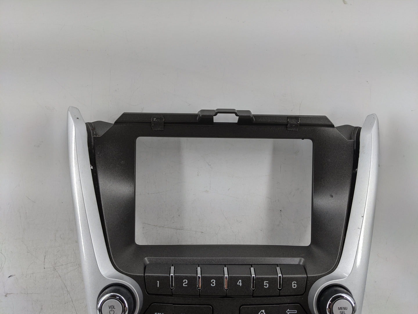 2016-2016 Chevrolet Equinox Radio Control Panel - Oemusedautoparts1.com