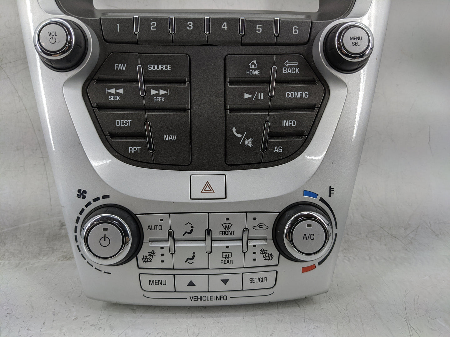 2016-2016 Chevrolet Equinox Radio Control Panel - Oemusedautoparts1.com