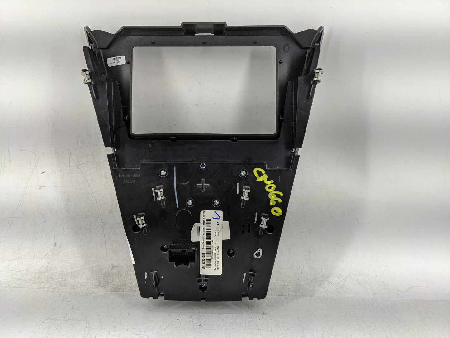 2016-2016 Chevrolet Equinox Radio Control Panel - Oemusedautoparts1.com