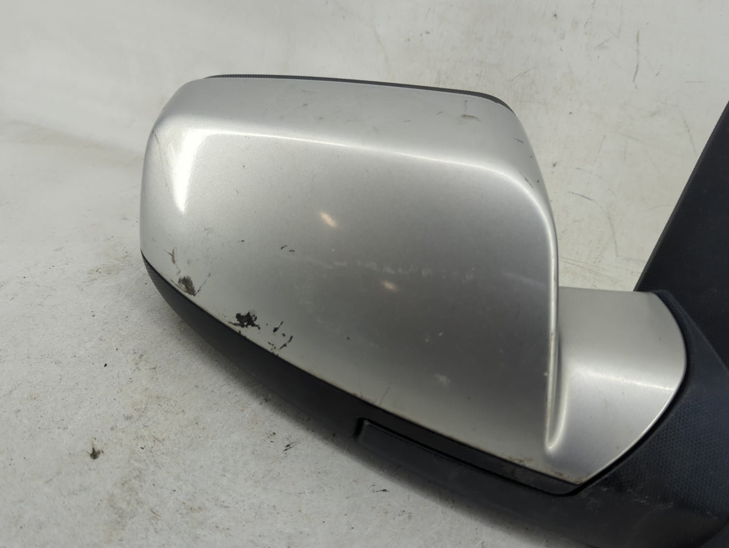 2015-2017 Chevrolet Equinox Passenger Side View Mirror - Right Door Mirror OEM Used - Oemusedautoparts1.com