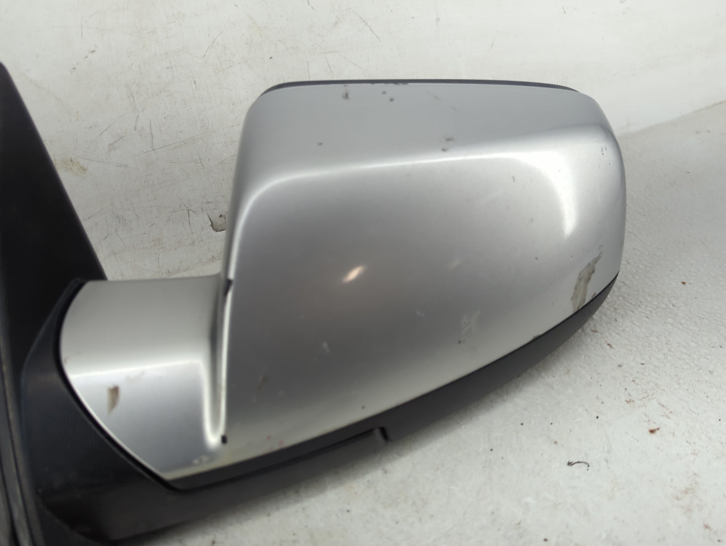 2015-2017 Chevrolet Equinox Driver Side View Mirror - Left Door Mirror OEM Used - Oemusedautoparts1.com