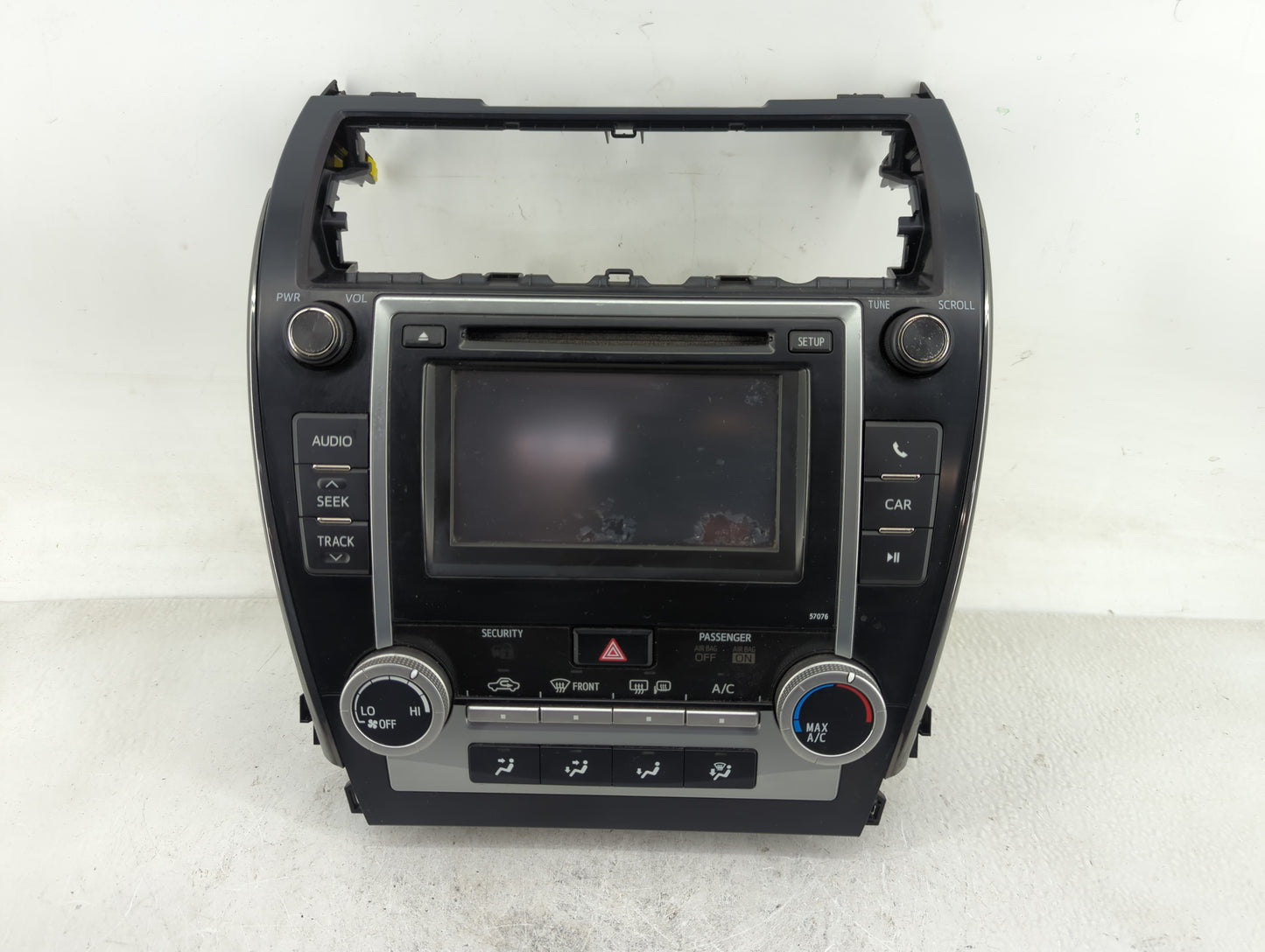 2016-2017 Chevrolet Equinox Radio AM FM Cd Player Receiver Replacement P/N:86140-06011 Fits Fits 2016 2017 OEM Used Auto Par