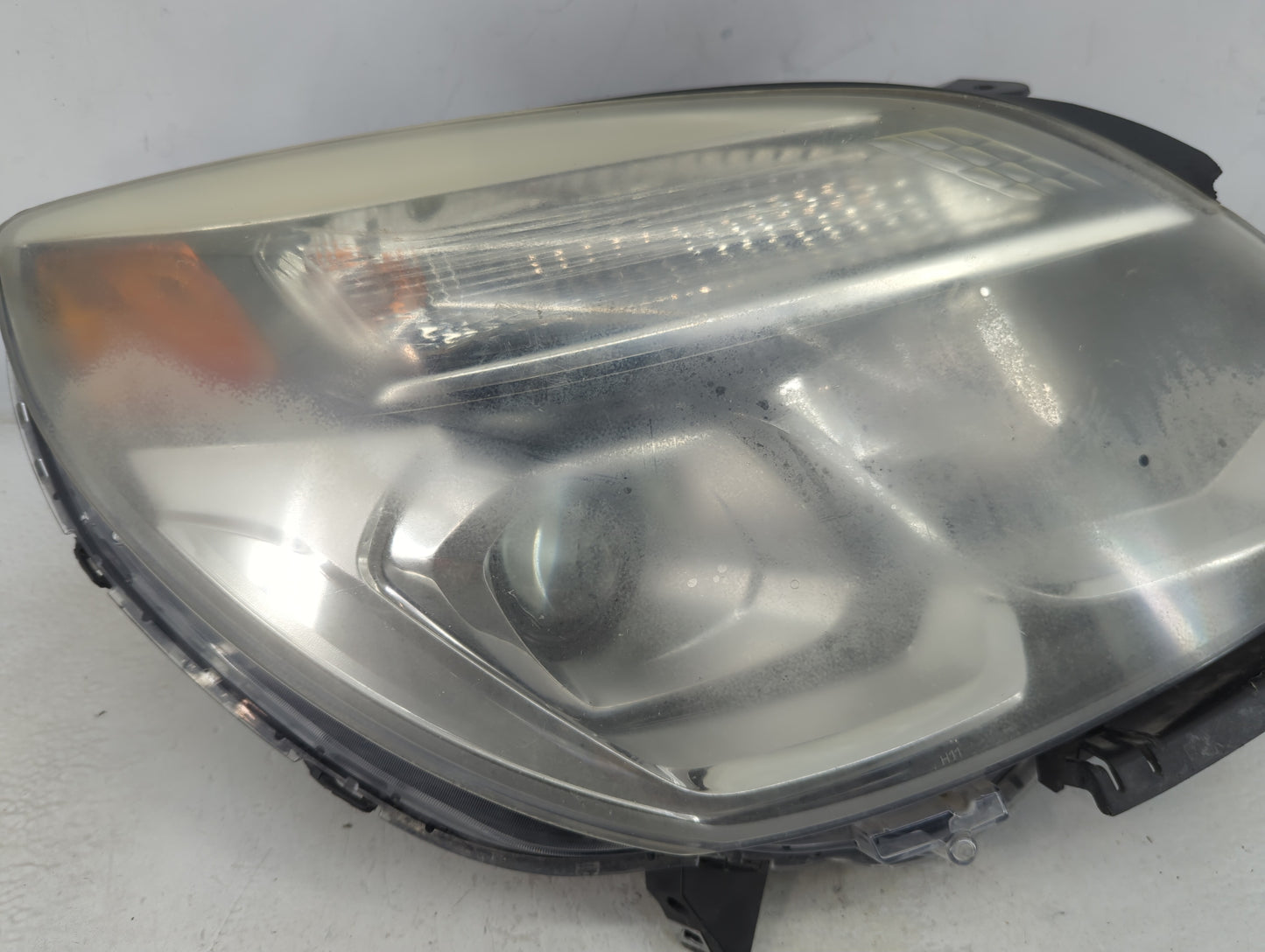 2016-2017 Chevrolet Equinox Tail Light Assembly Passenger Right OEM P/N:23342702 84009751 Fits Fits 2016 2017 OEM Used Auto 