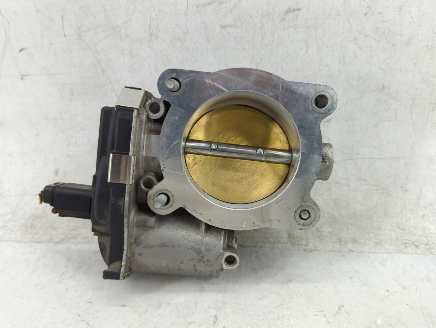 2016-2017 Chevrolet Equinox Throttle Body P/N:12669146AA Fits Fits 2016 2017 OEM Used Auto Parts - Oemusedautoparts1.com