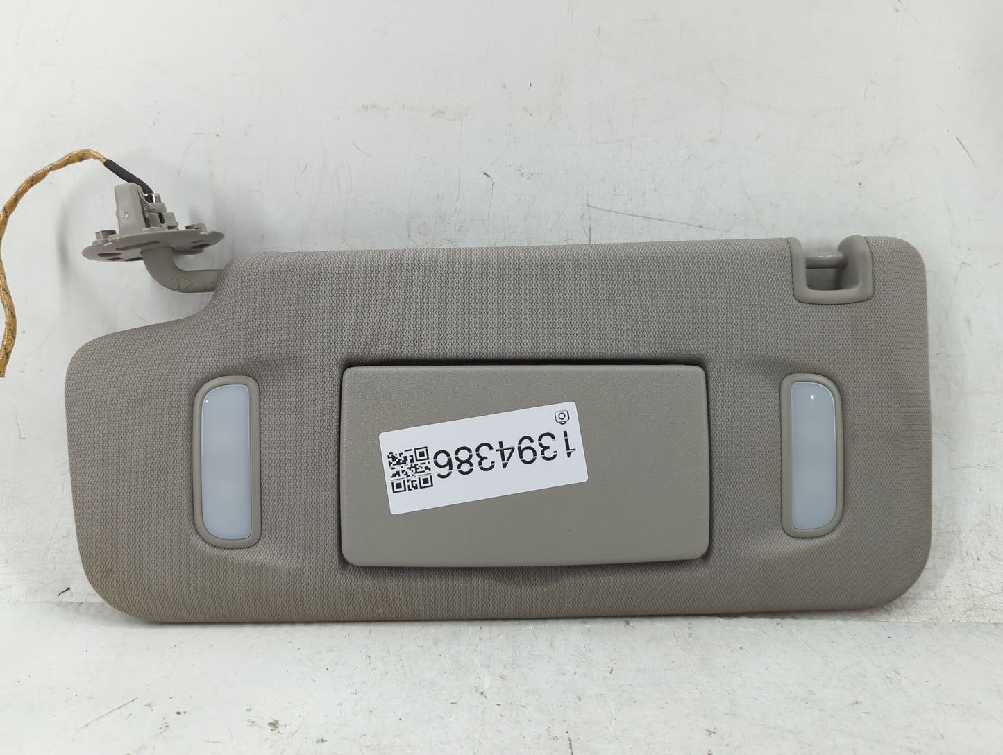 2010-2017 Chevrolet Equinox Sun Visor Shade Replacement Driver Left Mirror Fits Fits 2010 2011 2012 2013 2014 2015 2016 2017