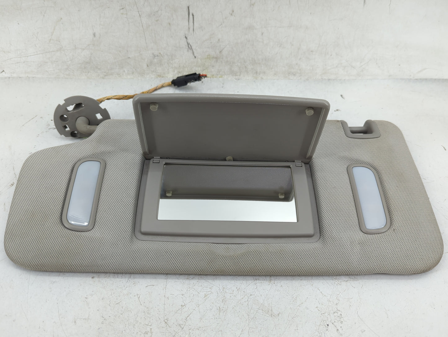 2010-2017 Chevrolet Equinox Sun Visor Shade Replacement Driver Left Mirror Fits Fits 2010 2011 2012 2013 2014 2015 2016 2017