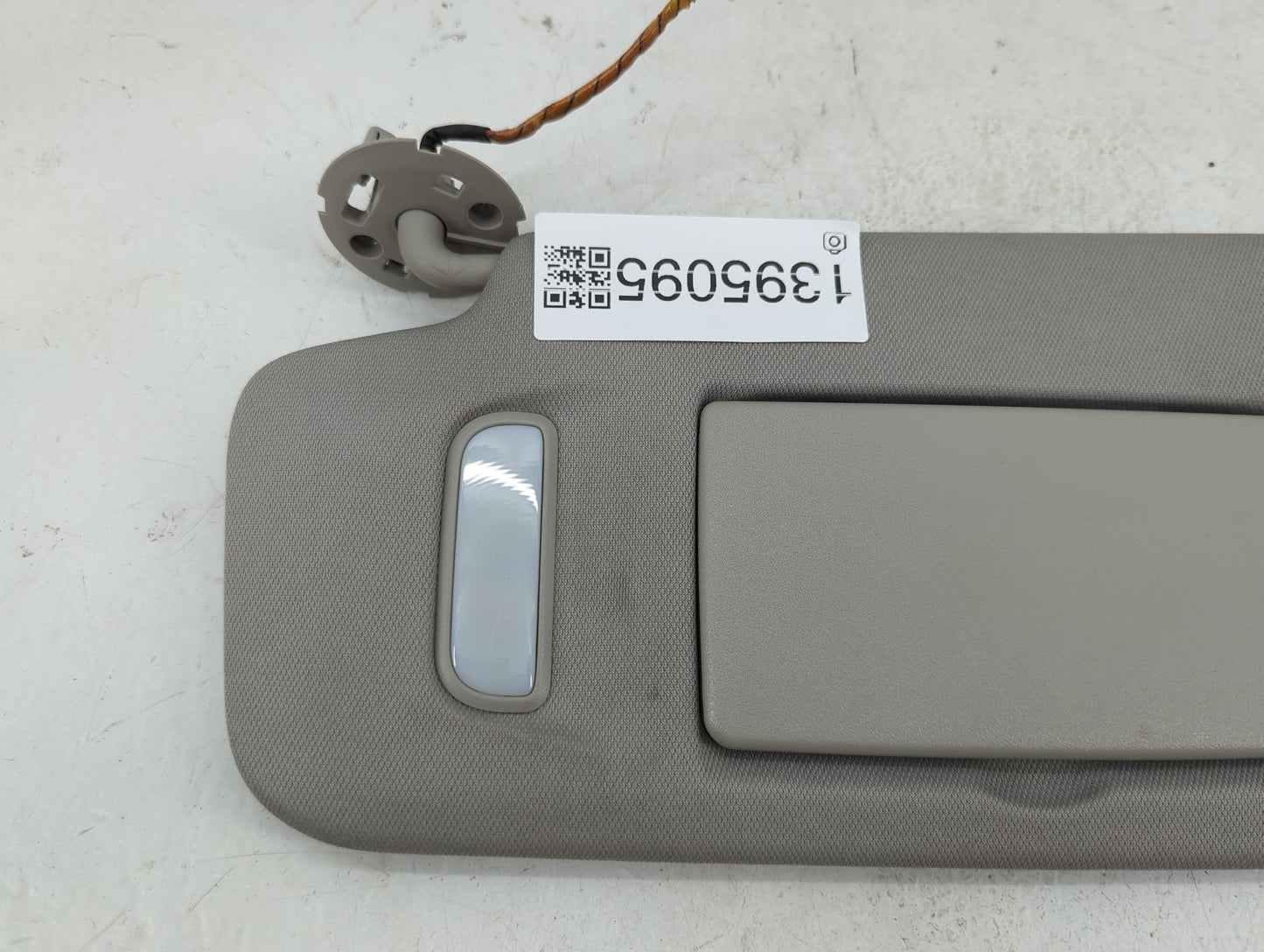 2010-2017 Chevrolet Equinox Sun Visor Shade Replacement Driver Left Mirror Fits Fits 2010 2011 2012 2013 2014 2015 2016 2017
