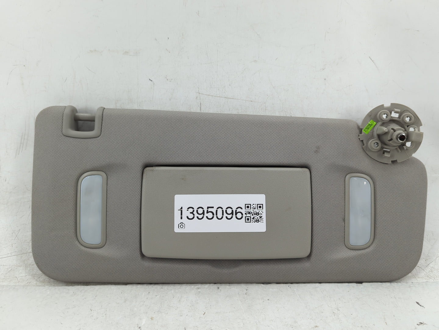 2010-2017 Chevrolet Equinox Sun Visor Shade Replacement Passenger Right Mirror Fits Fits 2010 2011 2012 2013 2014 2015 2016 