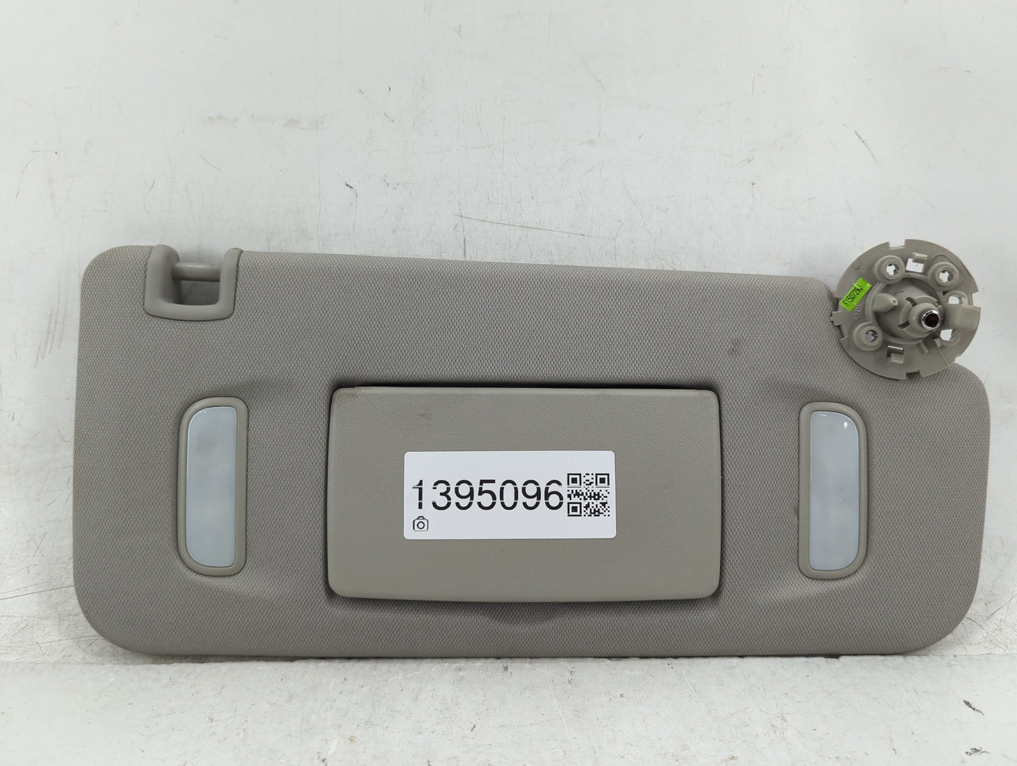 2010-2017 Chevrolet Equinox Sun Visor Shade Replacement Passenger Right Mirror Fits Fits 2010 2011 2012 2013 2014 2015 2016 