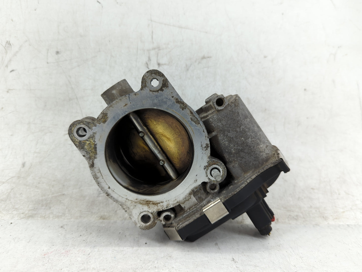 2016-2017 Chevrolet Equinox Throttle Body P/N:12669146AA Fits Fits 2016 2017 OEM Used Auto Parts - Oemusedautoparts1.com