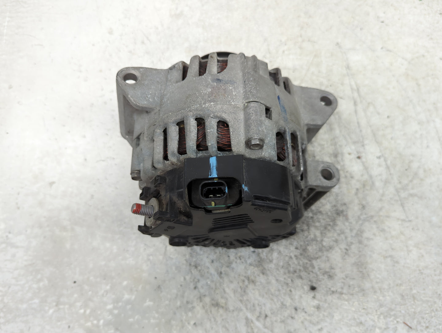 2010-2017 Chevrolet Equinox Alternator Replacement Generator Charging Assembly Engine OEM P/N:13588328 Fits OEM Used Auto Pa