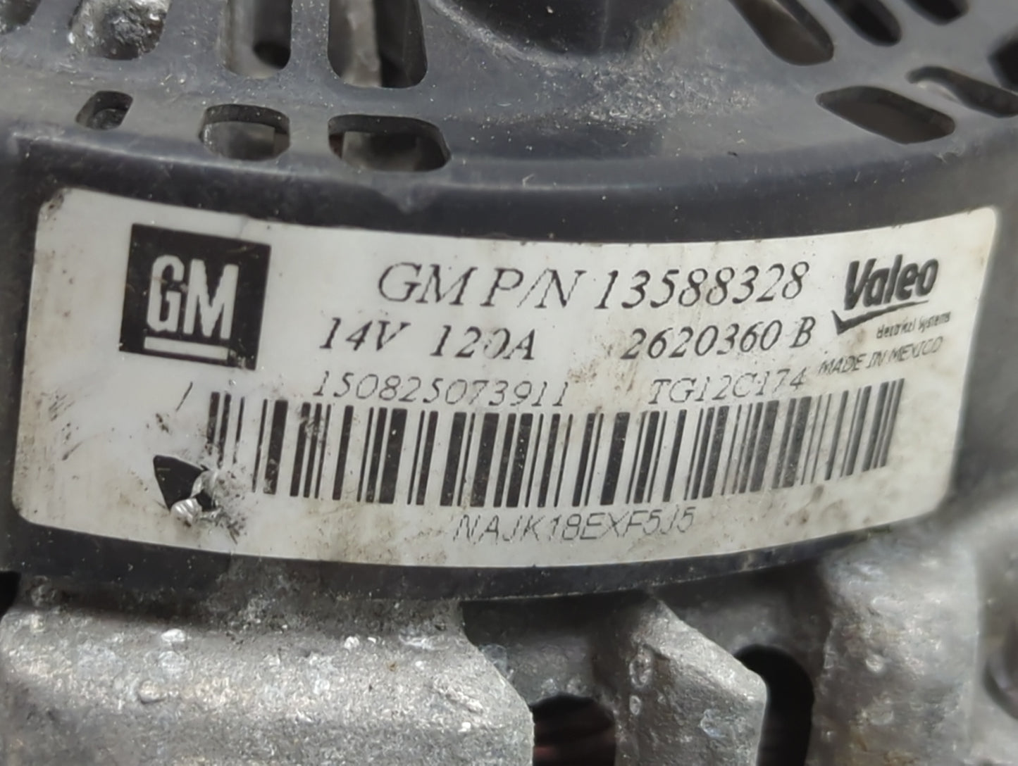 2010-2017 Chevrolet Equinox Alternator Replacement Generator Charging Assembly Engine OEM P/N:13588328 Fits OEM Used Auto Pa
