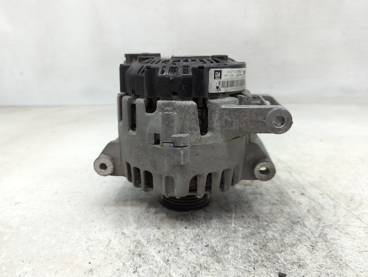 2010-2017 Chevrolet Equinox Alternator Replacement Generator Charging Assembly Engine OEM P/N:13588328 Fits OEM Used Auto Pa