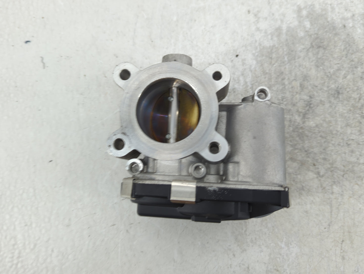 2018-2022 Chevrolet Equinox Throttle Body P/N:12671379AA Fits Fits 2016 2017 2018 2019 2020 2021 2022 OEM Used Auto Parts - 