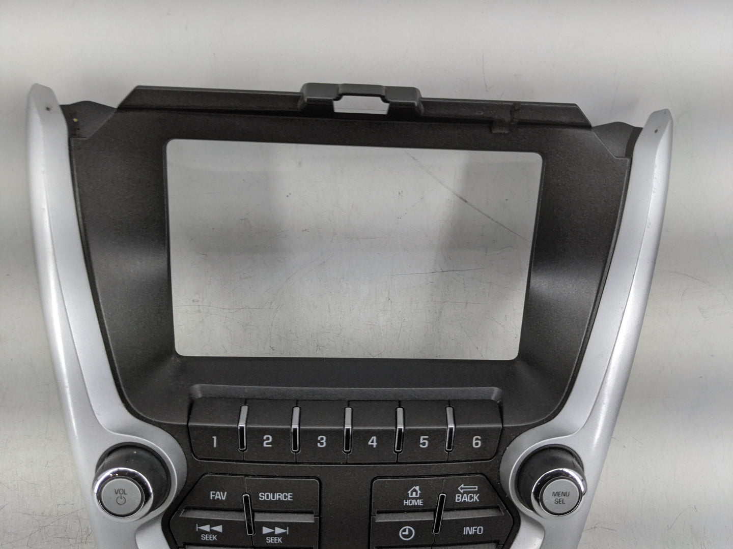 2016-2016 Chevrolet Equinox Radio Control Panel - Oemusedautoparts1.com