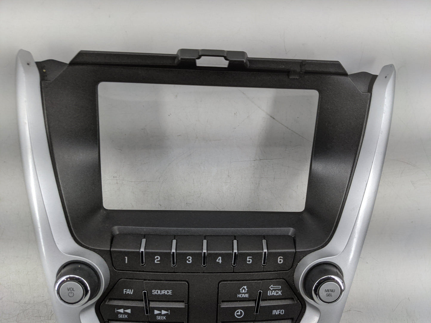 2016-2016 Chevrolet Equinox Radio Control Panel - Oemusedautoparts1.com