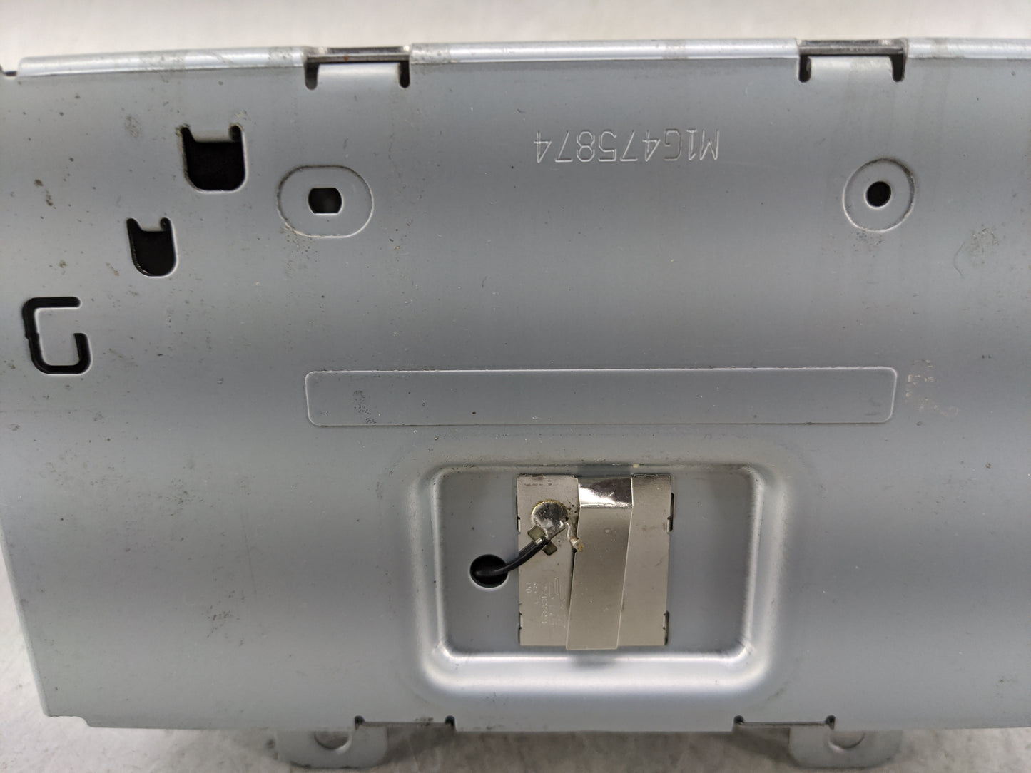 2016 Chevrolet Equinox Radio AM FM Cd Player Receiver Replacement P/N:84026074 Fits Fits 2014 OEM Used Auto Parts - Oemuseda
