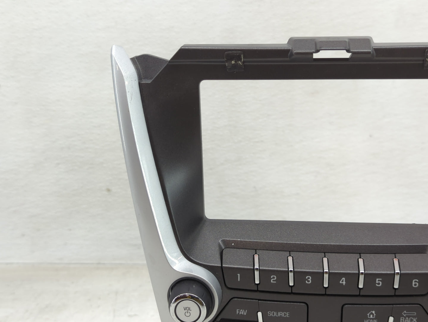 2016-2016 Chevrolet Equinox Radio Control Panel - Oemusedautoparts1.com