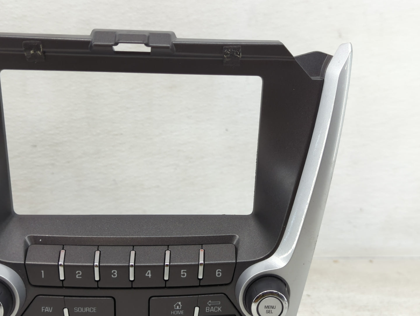 2016-2016 Chevrolet Equinox Radio Control Panel - Oemusedautoparts1.com
