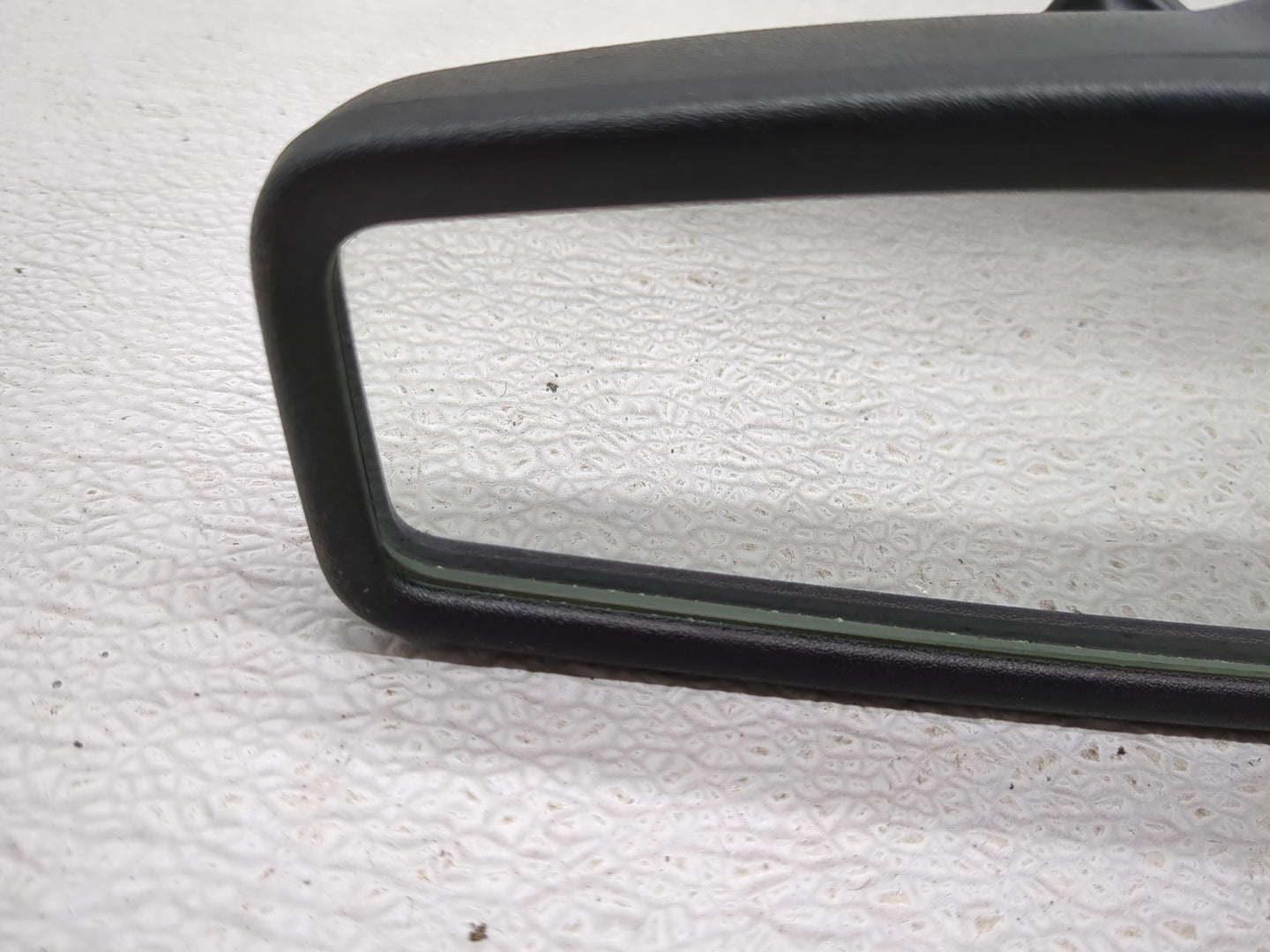 2010-2017 Chevrolet Equinox Interior Rear View Mirror Replacement OEM Fits OEM Used Auto Parts - Oemusedautoparts1.com