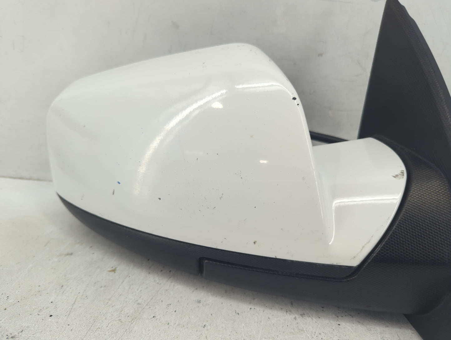 2015-2017 Chevrolet Equinox Passenger Side View Mirror - Right Door Mirror OEM Used - Oemusedautoparts1.com