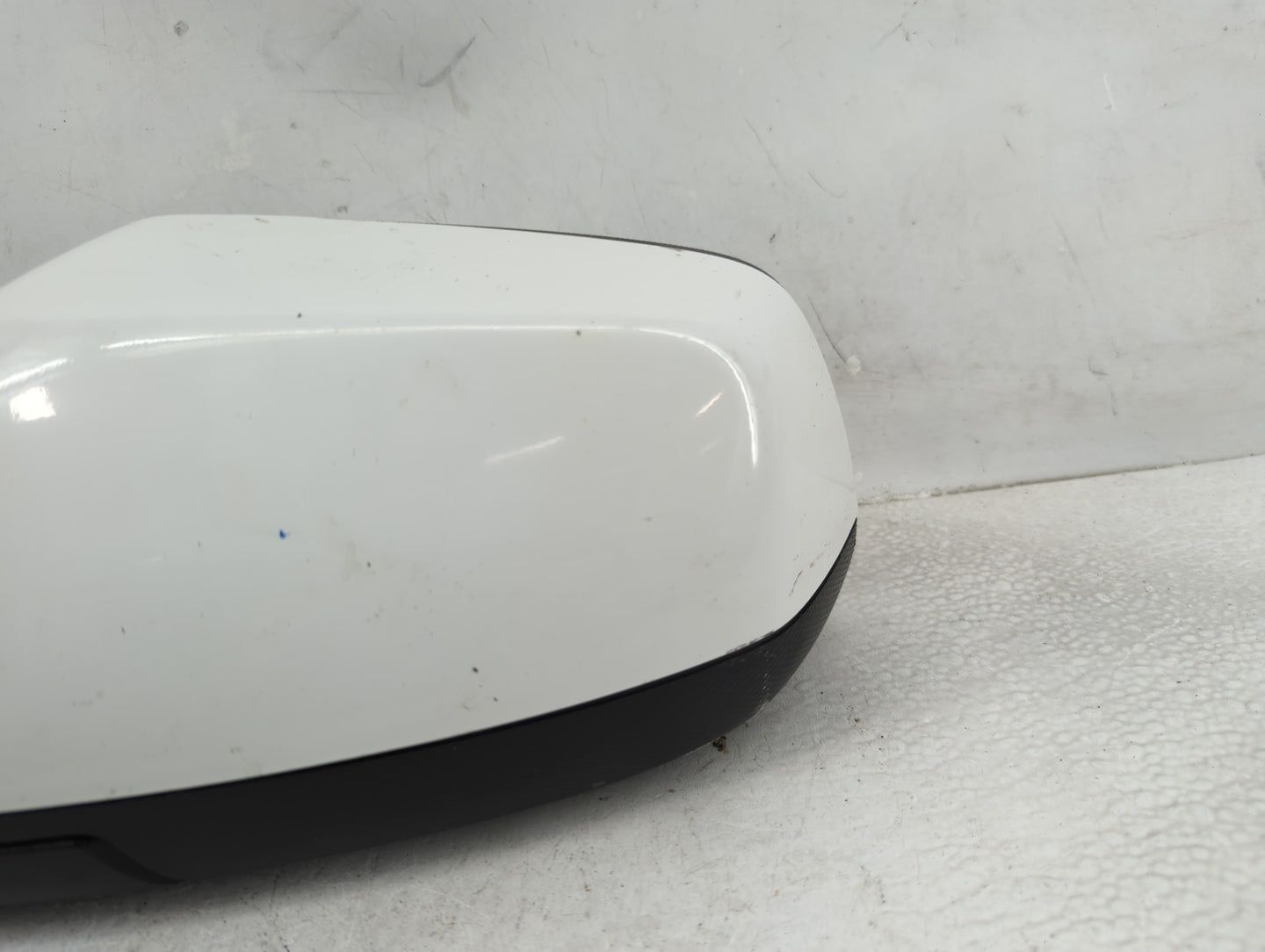 2015-2017 Chevrolet Equinox Driver Side View Mirror - Left Door Mirror OEM Used - Oemusedautoparts1.com