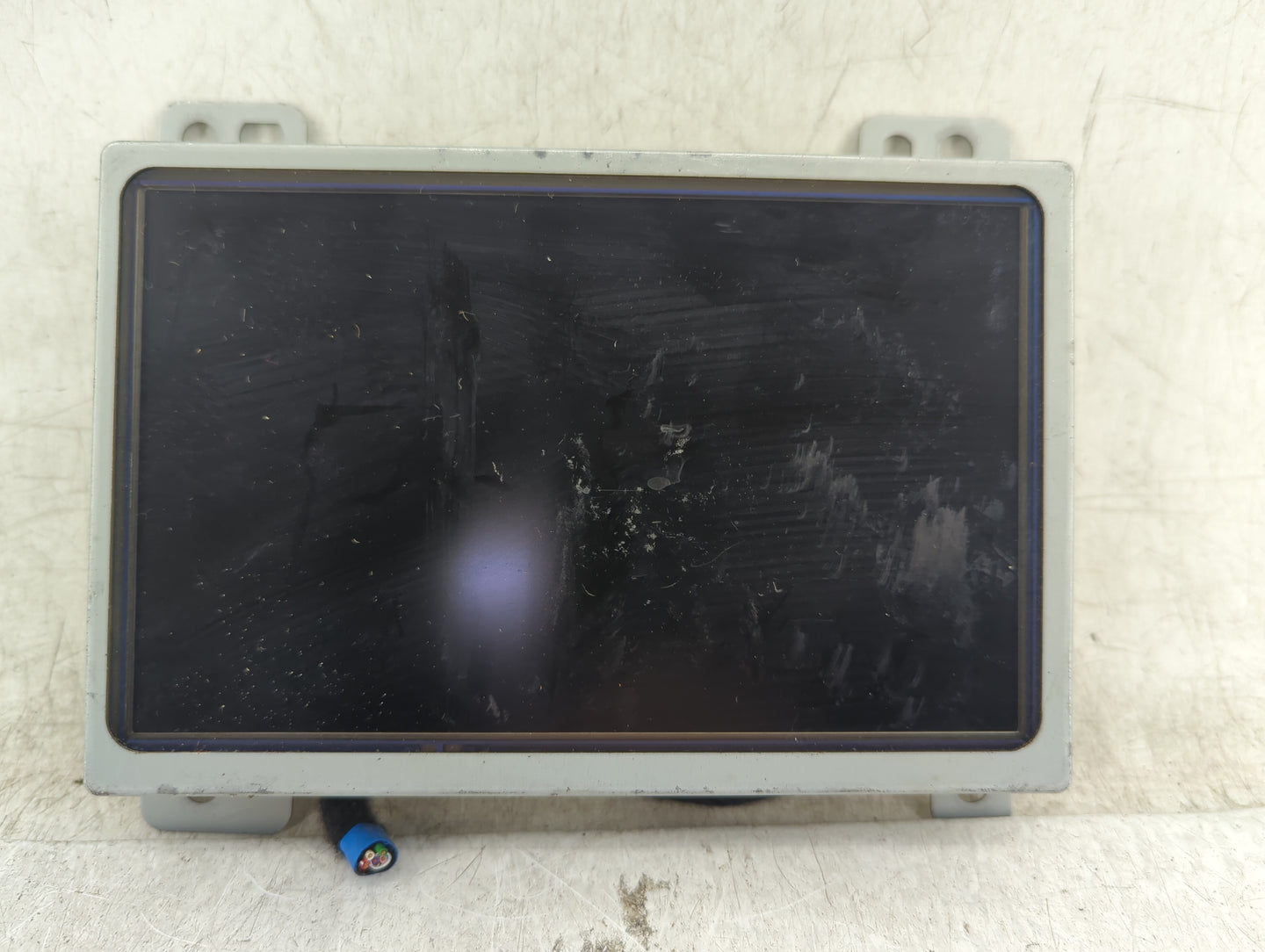 2016 Chevrolet Equinox Radio AM FM Cd Player Receiver Replacement P/N:22807201 Fits OEM Used Auto Parts - Oemusedautoparts1.
