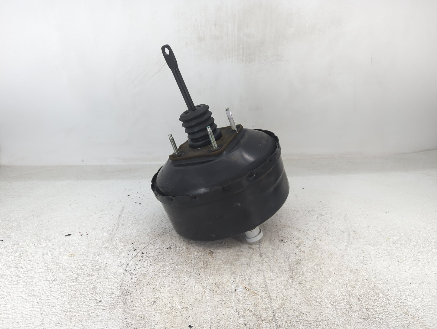 2010-2017 Chevrolet Equinox Power Brake Booster Oem 1423334 - Oemusedautoparts1.com