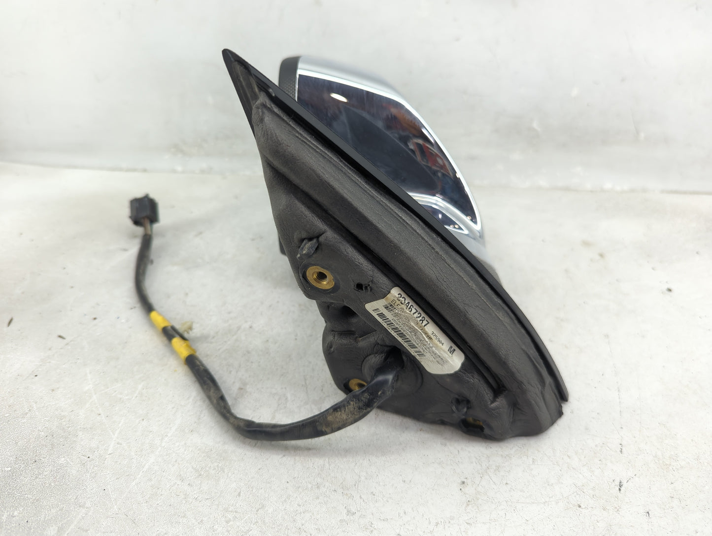 2015-2017 Chevrolet Equinox Driver Side View Mirror - Left Door Mirror OEM Used - Oemusedautoparts1.com