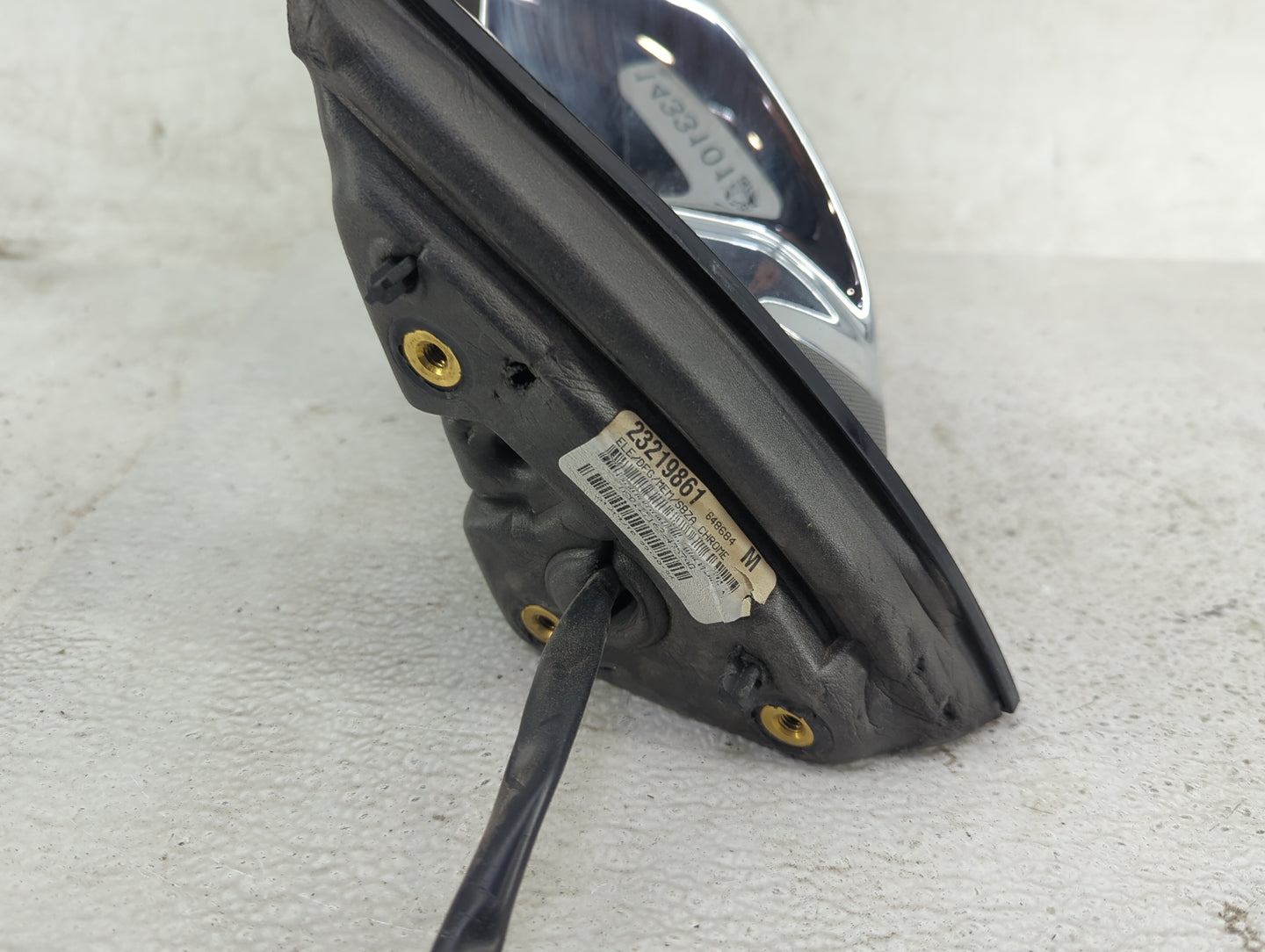 2016-2017 Chevrolet Equinox Driver Side View Mirror - Left Door Mirror OEM Used - Oemusedautoparts1.com