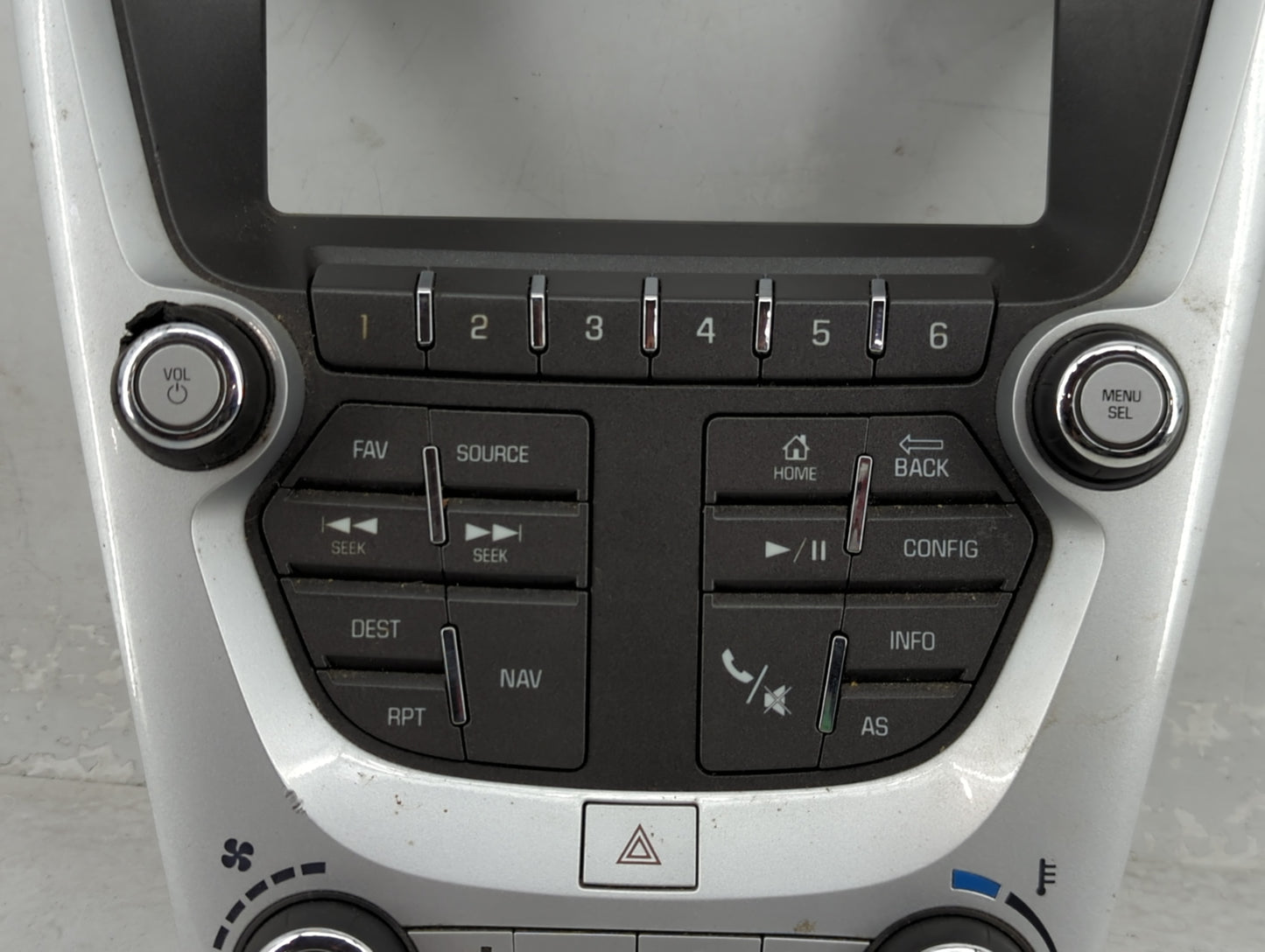 2016-2016 Chevrolet Equinox Radio Control Panel Silver - Oemusedautoparts1.com