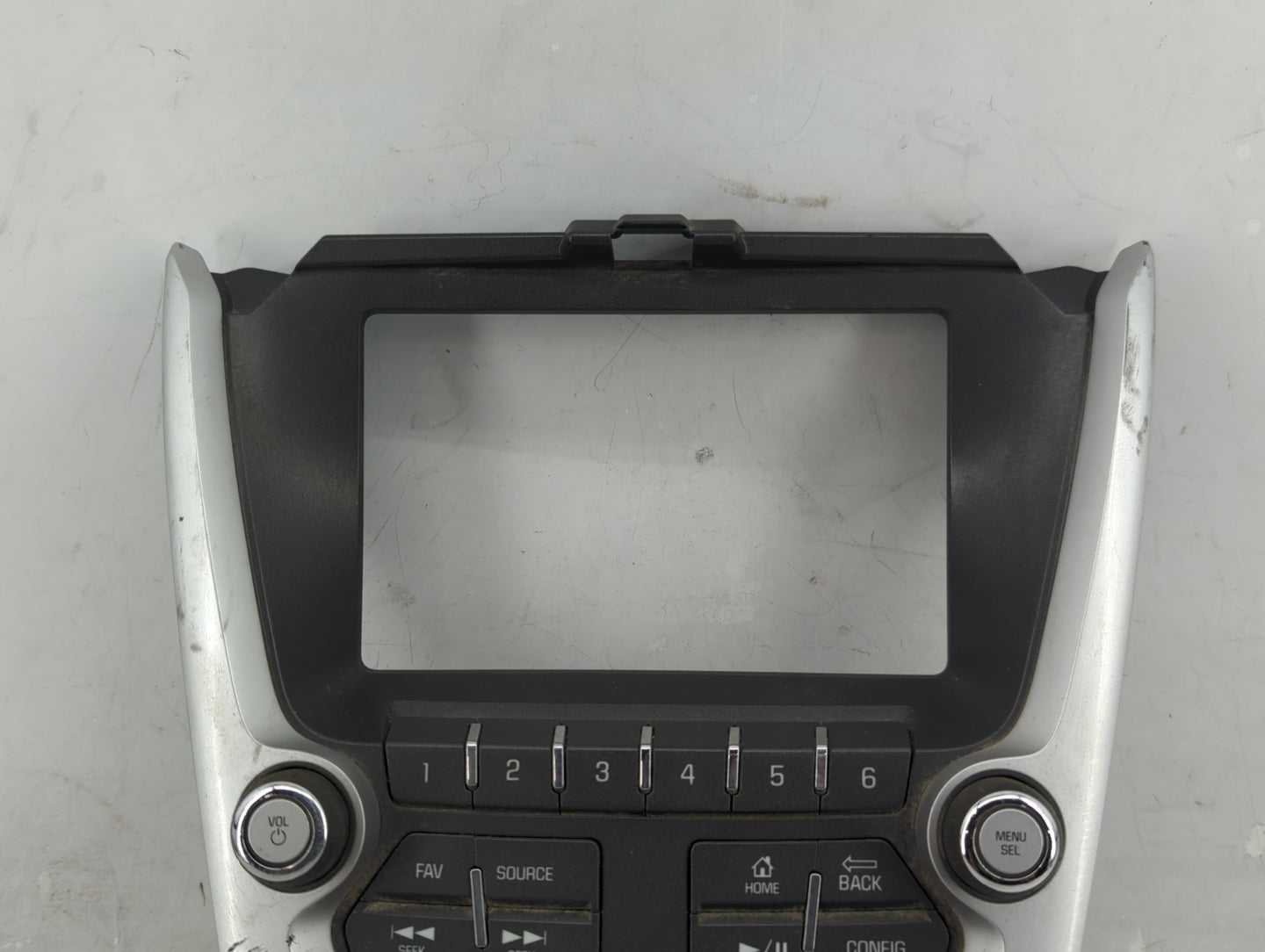 2016-2017 Chevrolet Equinox Radio Control Panel - Oemusedautoparts1.com