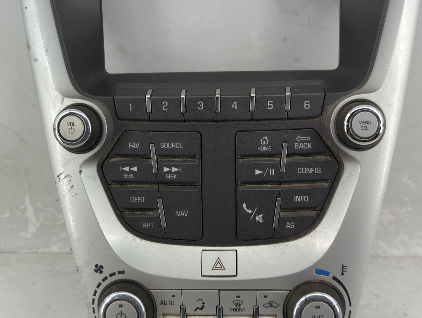2016-2017 Chevrolet Equinox Radio Control Panel - Oemusedautoparts1.com