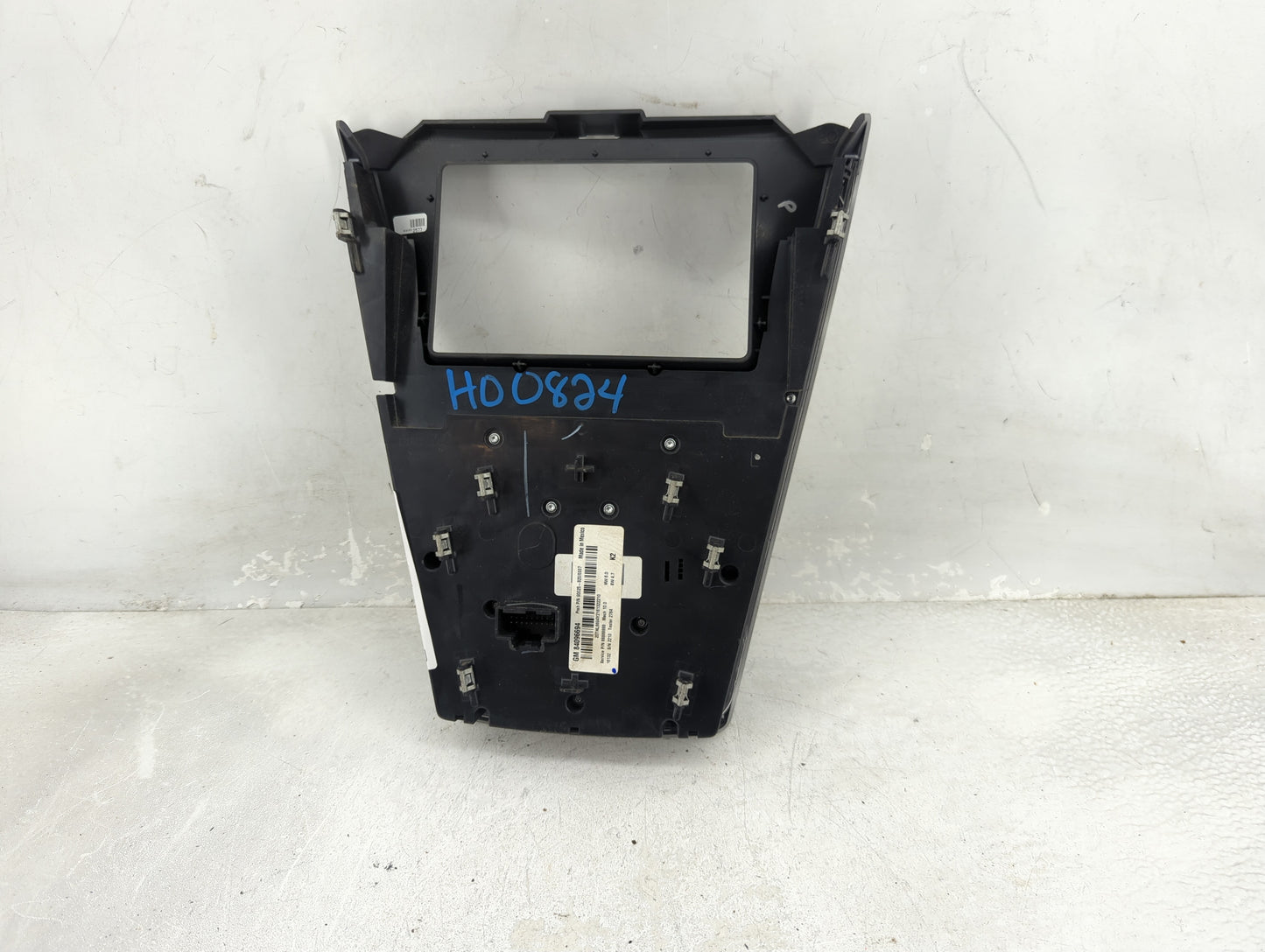 2016-2017 Chevrolet Equinox Radio Control Panel - Oemusedautoparts1.com