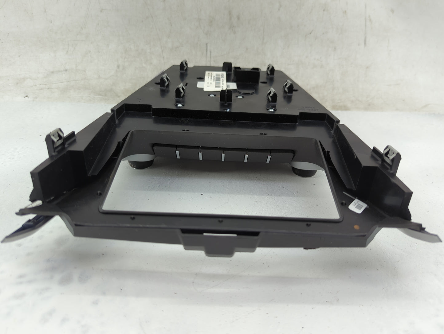 2016-2016 Chevrolet Equinox Radio Control Panel - Oemusedautoparts1.com