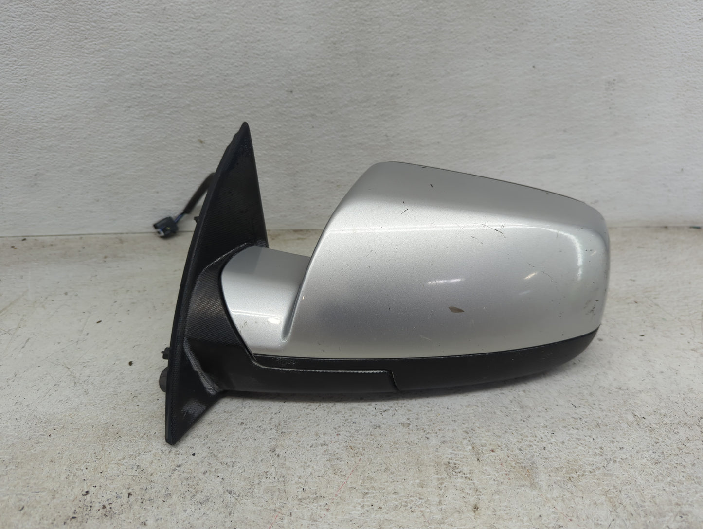 2015-2017 Chevrolet Equinox Driver Side View Mirror - Left Door Mirror OEM Used - Oemusedautoparts1.com