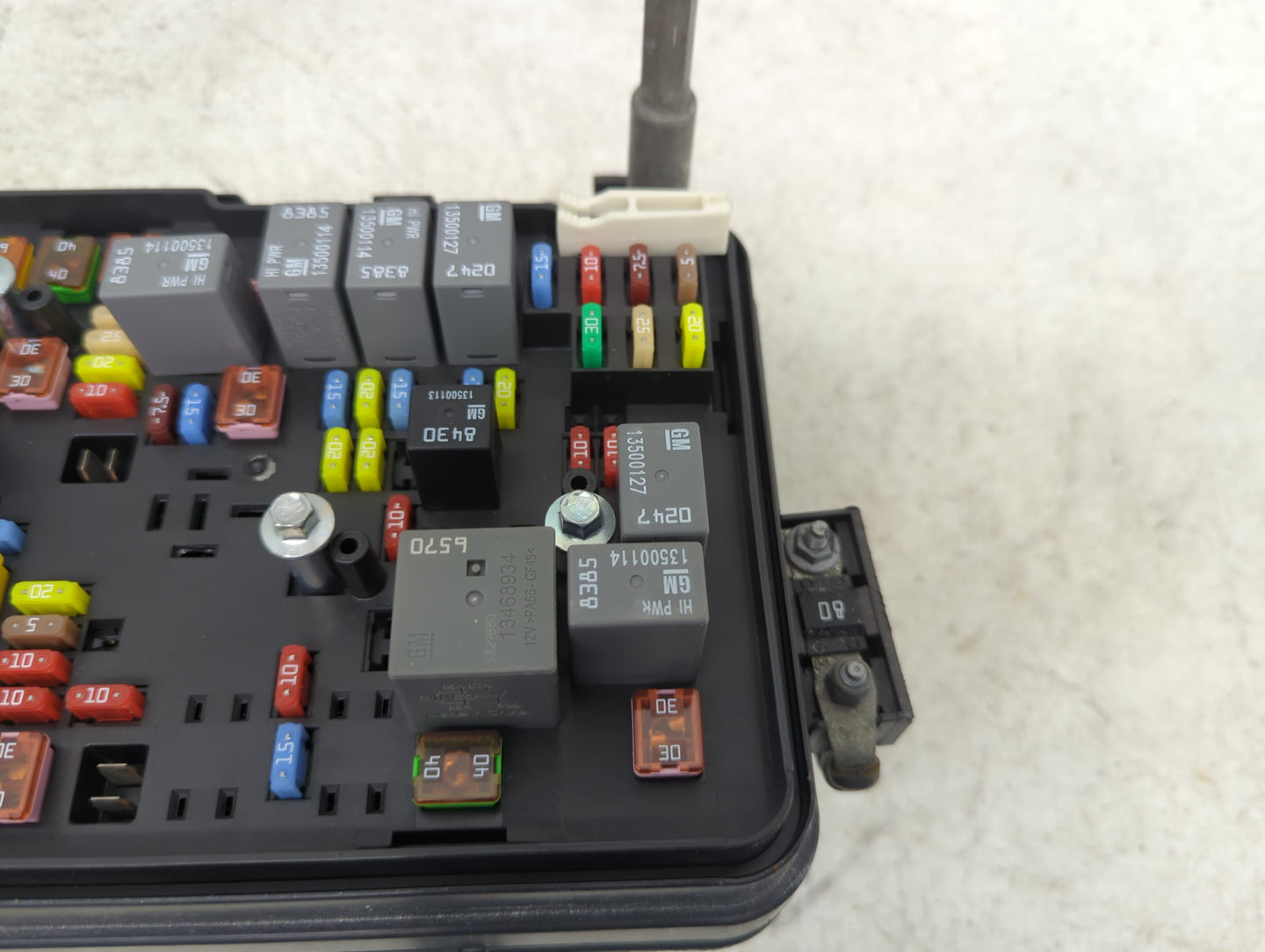 2016 Chevrolet Equinox Fusebox Fuse Box Panel Relay Module P/N:23404756 13500128, 13500114, 13500127, 15480090, 13468934 Fit