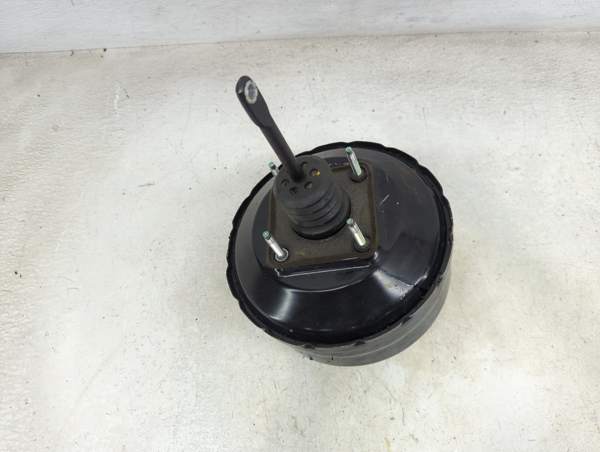 2010-2017 Chevrolet Equinox Power Brake Booster Oem 1451468 - Oemusedautoparts1.com