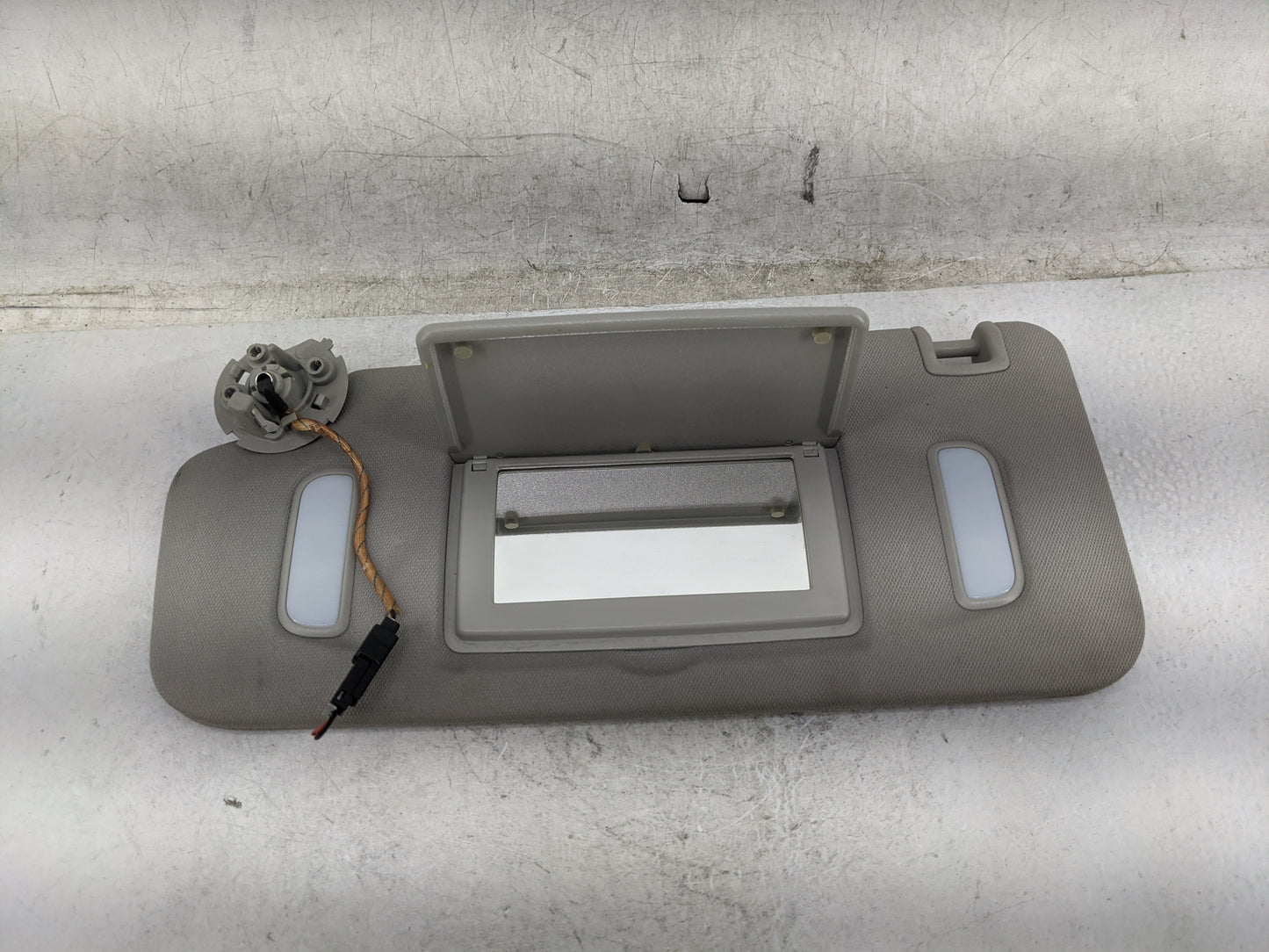 2010-2017 Chevrolet Equinox Sun Visor Shade Replacement Driver Left Mirror Fits Fits 2010 2011 2012 2013 2014 2015 2016 2017
