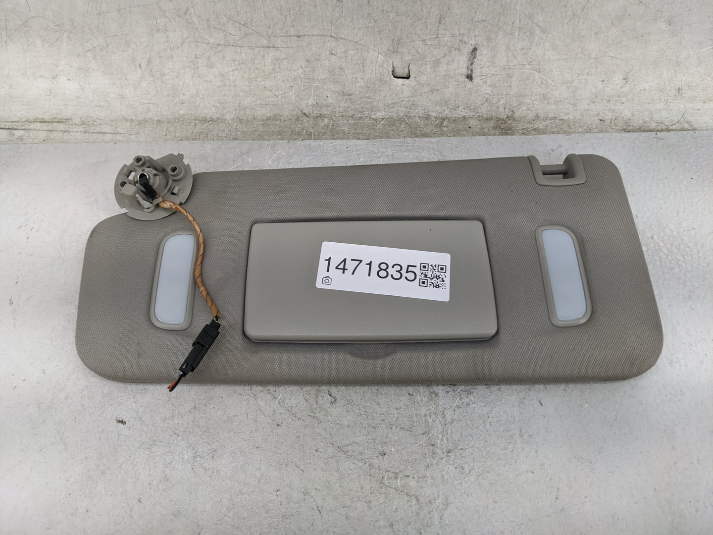 2010-2017 Chevrolet Equinox Sun Visor Shade Replacement Driver Left Mirror Fits Fits 2010 2011 2012 2013 2014 2015 2016 2017