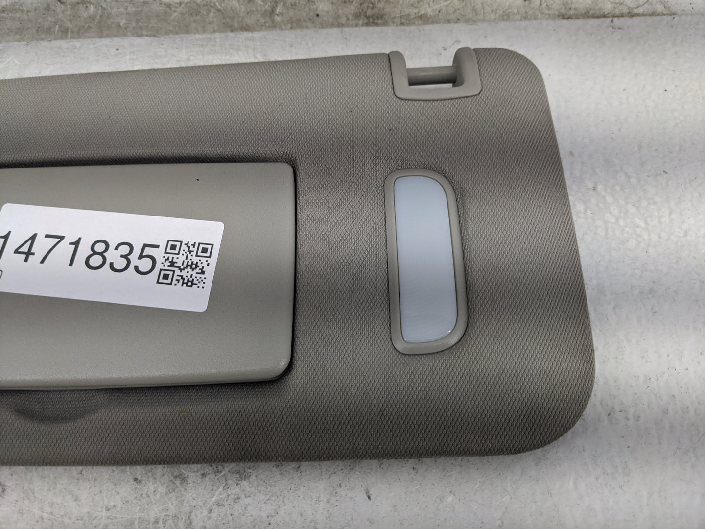 2010-2017 Chevrolet Equinox Sun Visor Shade Replacement Driver Left Mirror Fits Fits 2010 2011 2012 2013 2014 2015 2016 2017