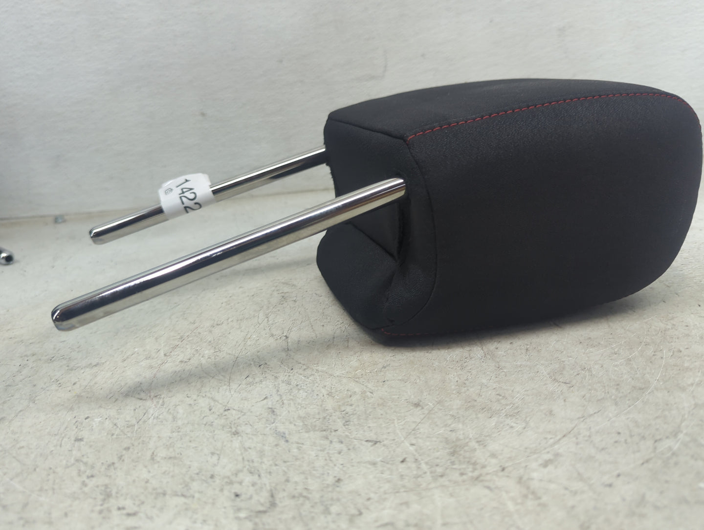 2016 Chevrolet Equinox Headrest Head Rest Front Driver Passenger Seat Fits OEM Used Auto Parts - Oemusedautoparts1.com