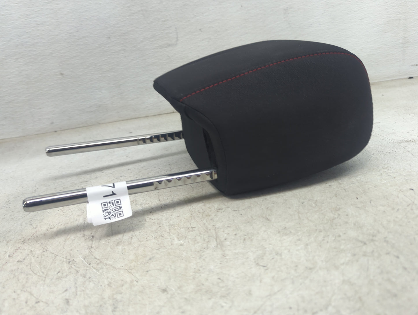 2016 Chevrolet Equinox Headrest Head Rest Front Driver Passenger Seat Fits OEM Used Auto Parts - Oemusedautoparts1.com