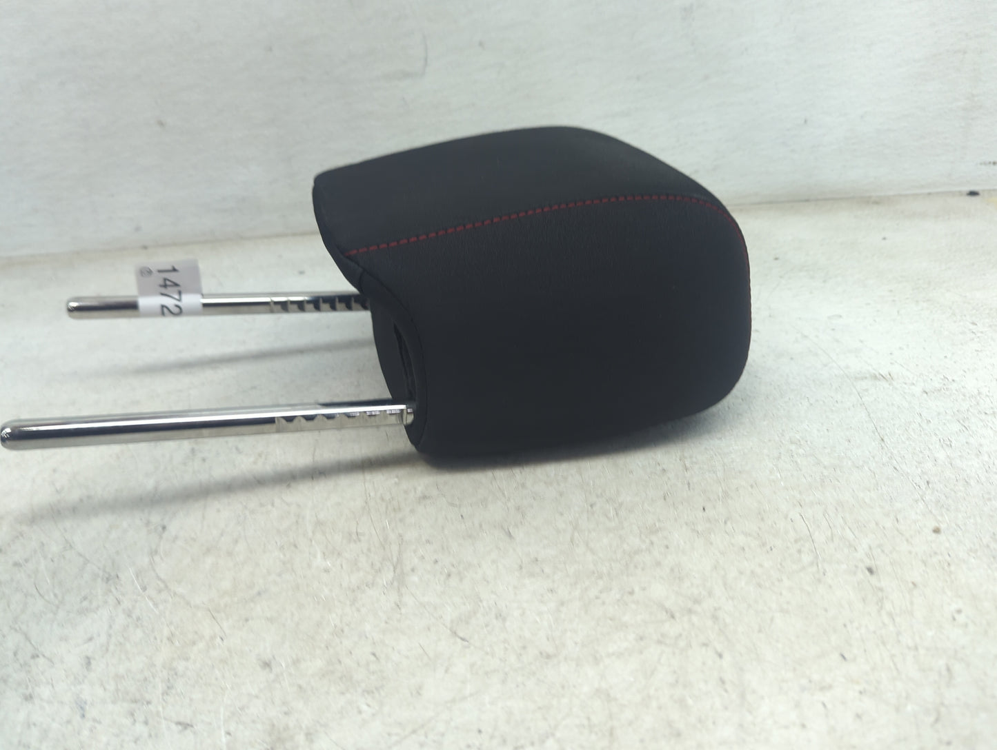 2016 Chevrolet Equinox Headrest Head Rest Front Driver Seat Black - Oemusedautoparts1.com