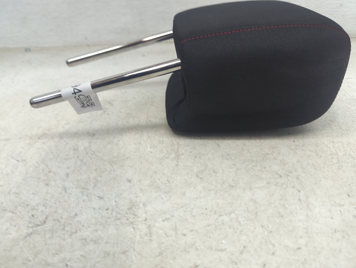 2016 Chevrolet Equinox Headrest Head Rest Front Driver Seat Black - Oemusedautoparts1.com
