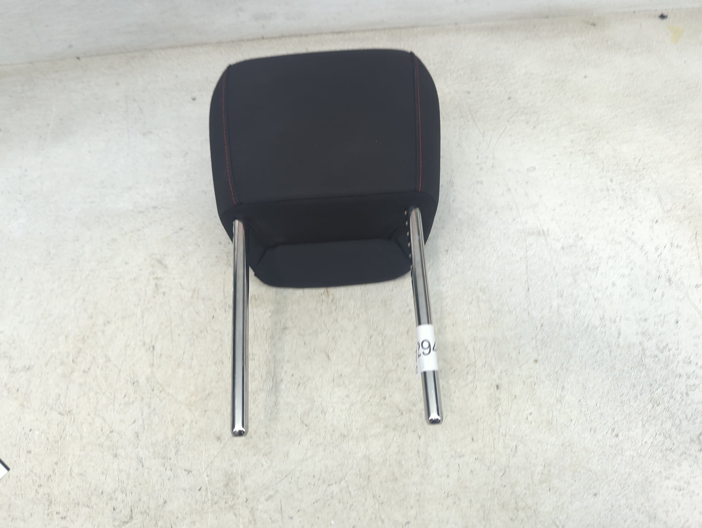 2016 Chevrolet Equinox Headrest Head Rest Front Driver Seat Black - Oemusedautoparts1.com