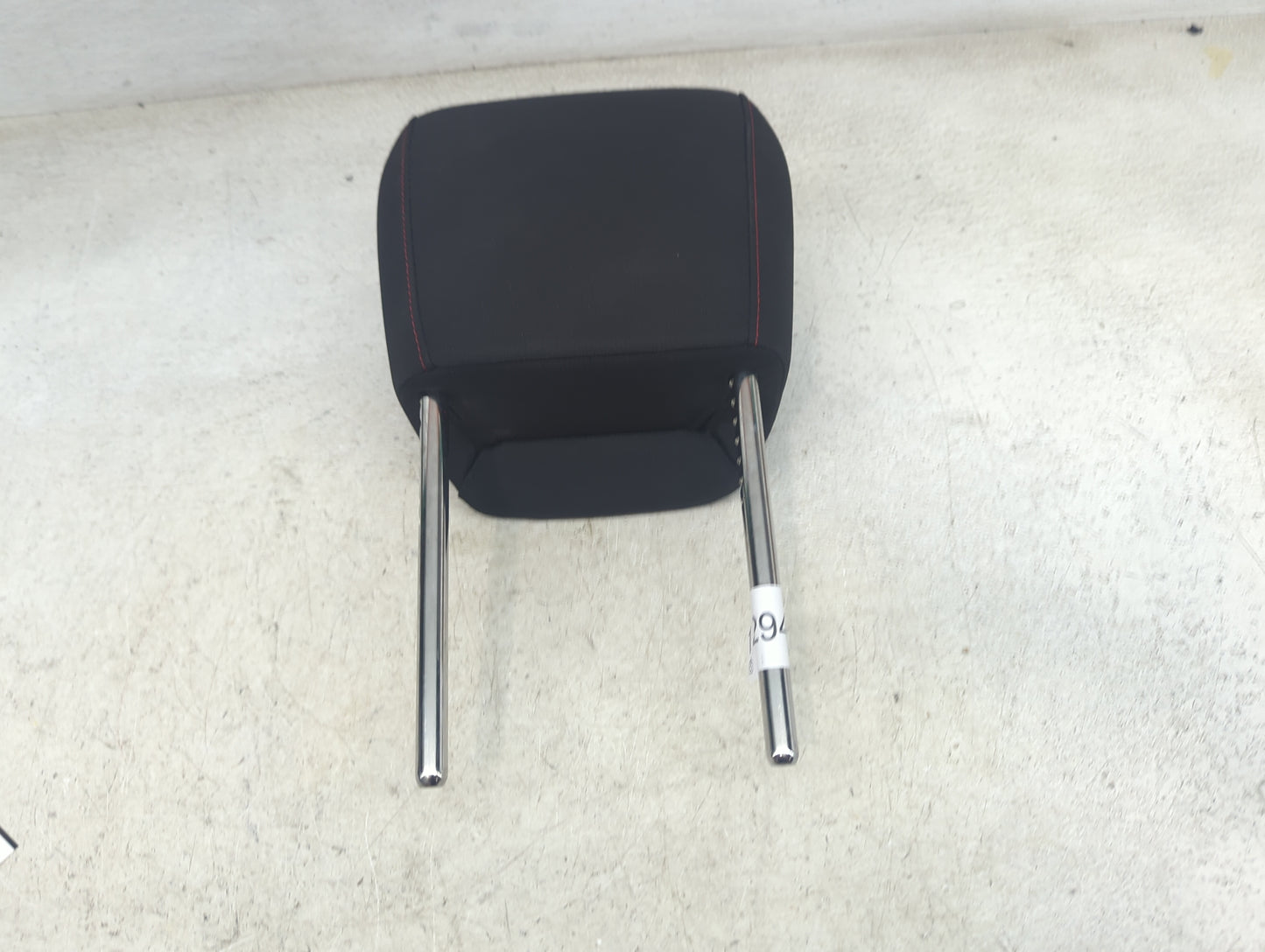 2016 Chevrolet Equinox Headrest Head Rest Front Driver Seat Black - Oemusedautoparts1.com
