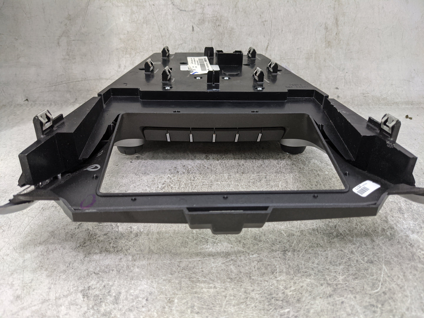 2016-2017 Chevrolet Equinox Radio Control Panel 1474536 - Oemusedautoparts1.com
