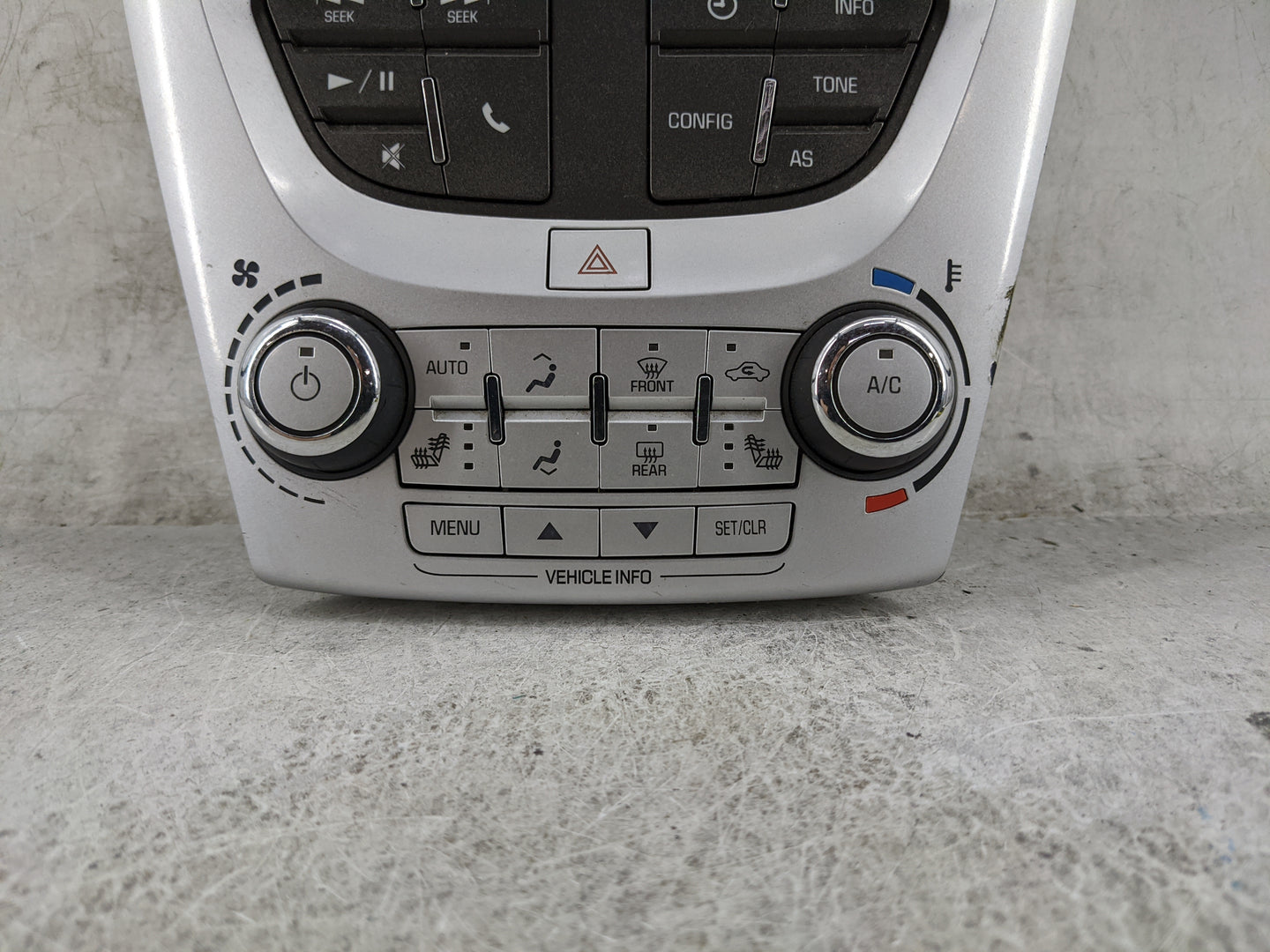 2016-2017 Chevrolet Equinox Radio Control Panel 1475642 - Oemusedautoparts1.com