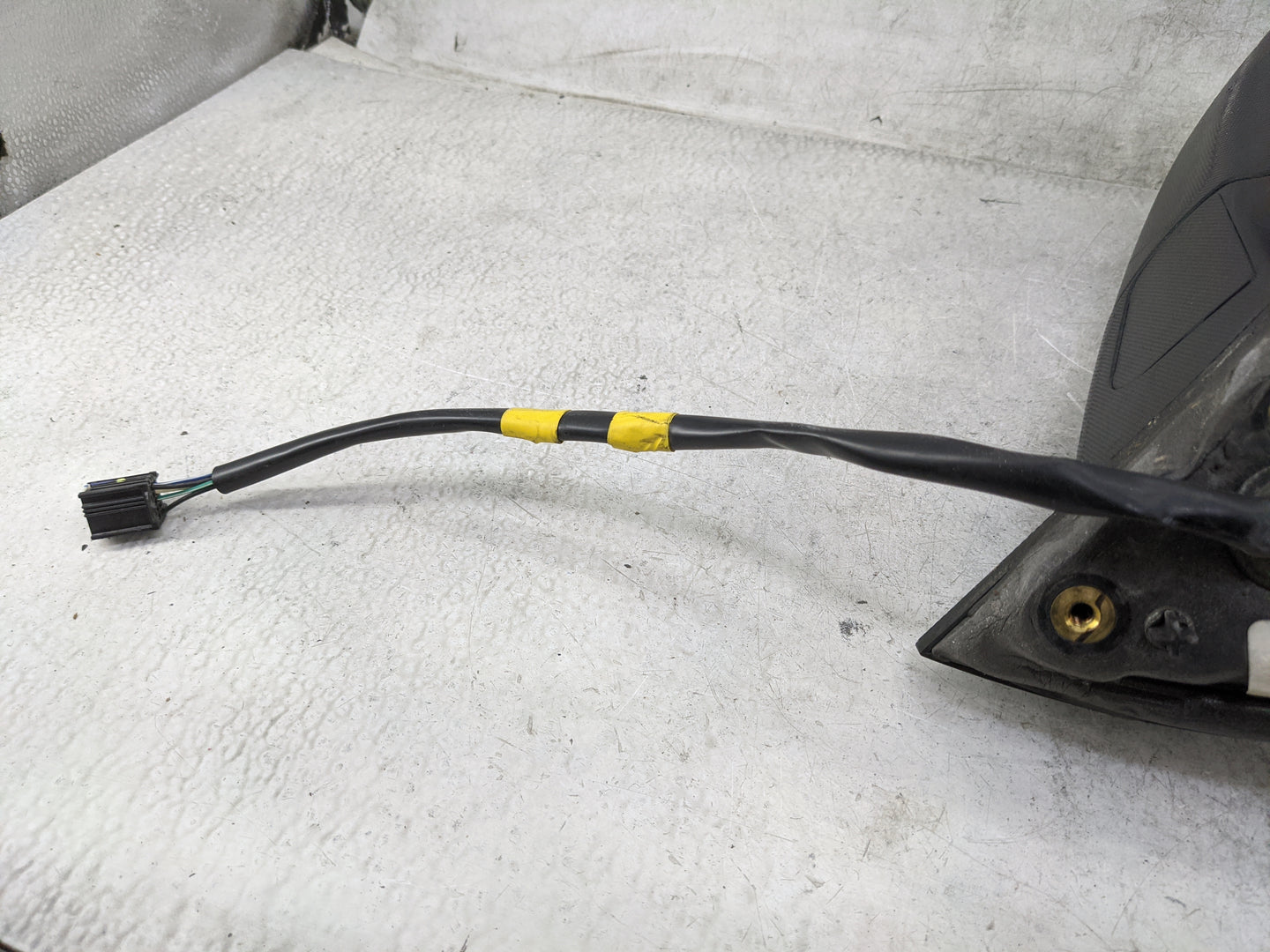 2015-2017 Chevrolet Equinox Driver Side View Mirror - Left Door Mirror OEM Used - Oemusedautoparts1.com